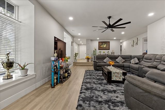 19512 Highway 303, Springdale, AR 72764