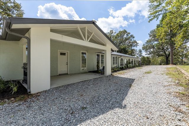 19512 Highway 303, Springdale, AR 72764