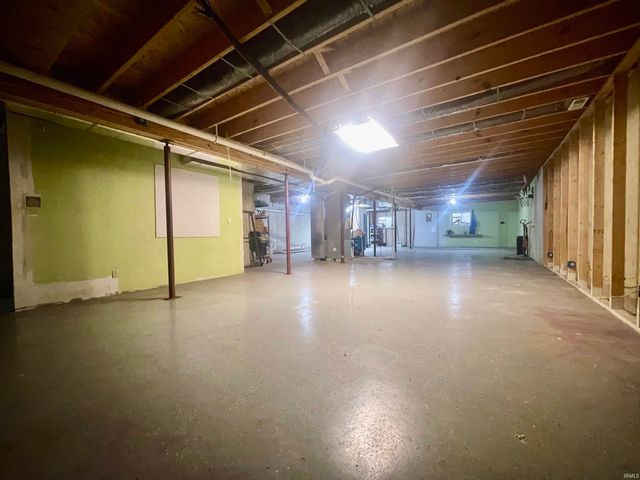 9510 Jones Road, Gosport, IN 47433