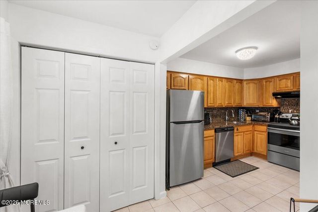 53 Ellen Heath Drive 53, Matawan, NJ 07747