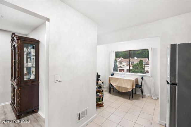 53 Ellen Heath Drive 53, Matawan, NJ 07747