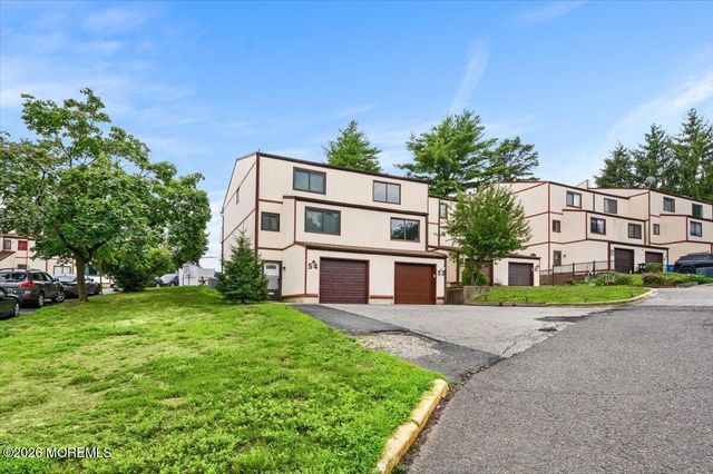 53 Ellen Heath Drive 53, Matawan, NJ 07747