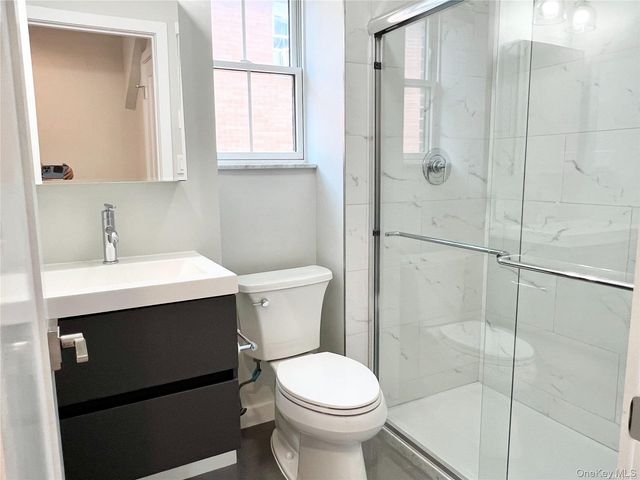 56-75 136TH Street 3A, Flushing, NY 11355