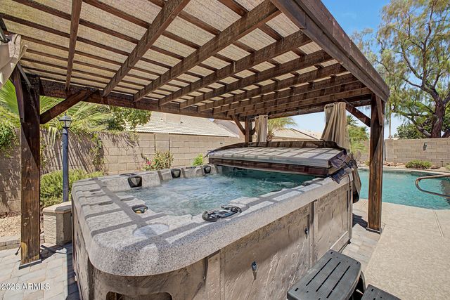 4136 W LAREDO Street, Chandler, AZ 85226