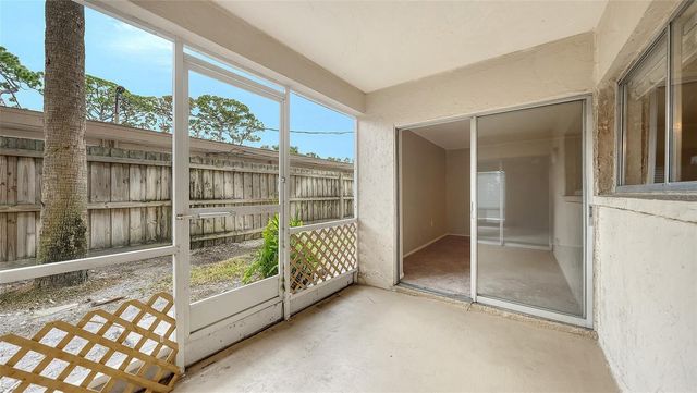 2121 WOOD STREET A103, Sarasota, FL 34237