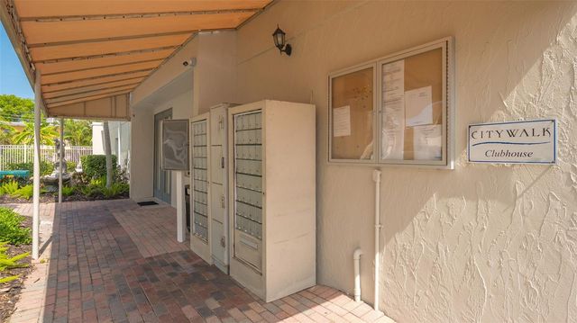 2121 WOOD STREET A103, Sarasota, FL 34237