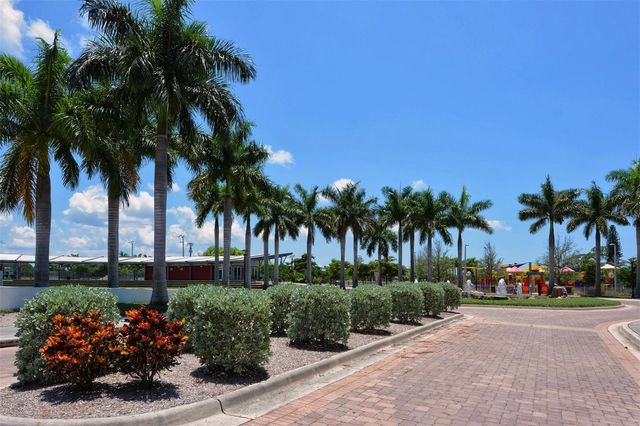 2121 WOOD STREET A103, Sarasota, FL 34237