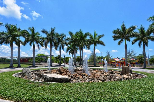 2121 WOOD STREET A103, Sarasota, FL 34237