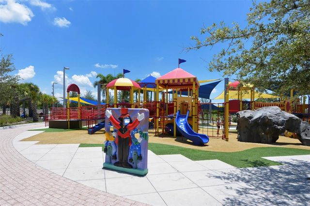 2121 WOOD STREET A103, Sarasota, FL 34237