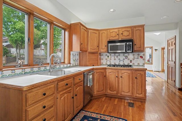 11 Venner Road, Arlington, MA 02476