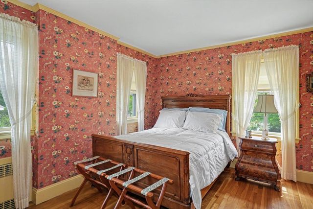 11 Venner Road, Arlington, MA 02476