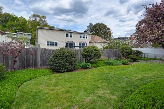 11 Venner Road, Arlington, MA 02476