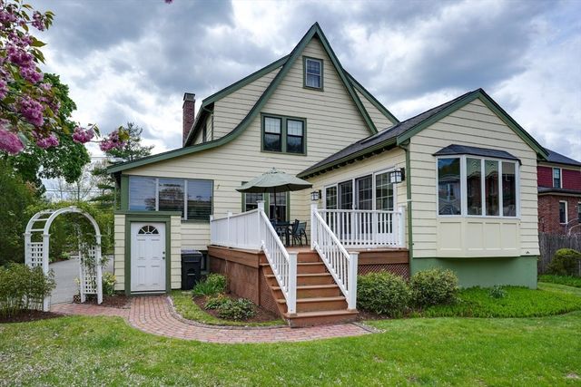 11 Venner Road, Arlington, MA 02476