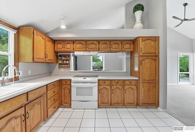 5038 S 163rd Street, Omaha, NE 68135