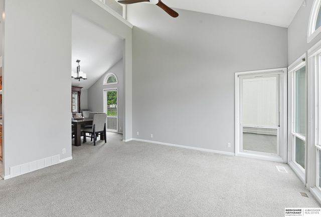 5038 S 163rd Street, Omaha, NE 68135