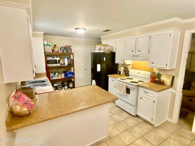 111 Sara Drive, Brandon, MS 39042