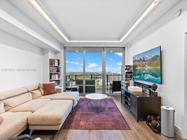 16385 Biscayne Blvd 3103, North Miami Beach, FL 33160