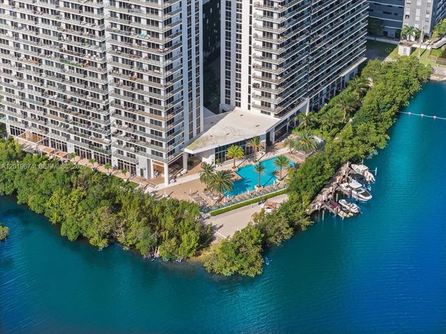 16385 Biscayne Blvd 3103, North Miami Beach, FL 33160