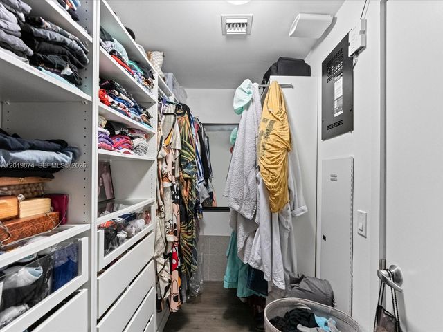 16385 Biscayne Blvd 3103, North Miami Beach, FL 33160