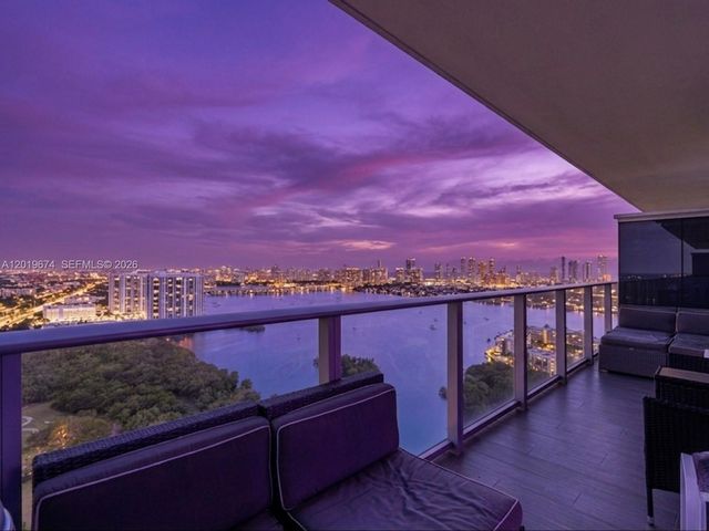 16385 Biscayne Blvd 3103, North Miami Beach, FL 33160