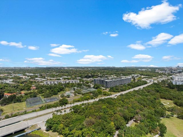 16385 Biscayne Blvd 3103, North Miami Beach, FL 33160