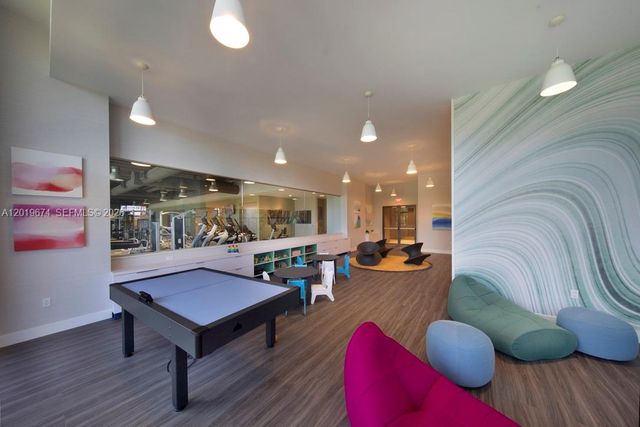 16385 Biscayne Blvd 3103, North Miami Beach, FL 33160