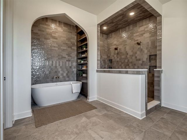 9401 Far Hills Court, Arcadia, OK 73007