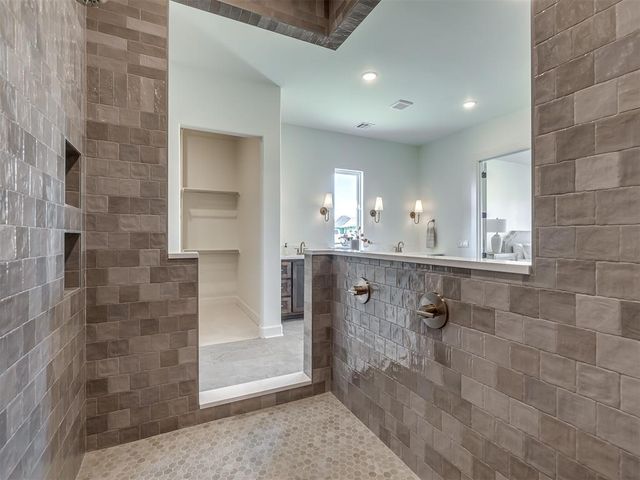 9401 Far Hills Court, Arcadia, OK 73007