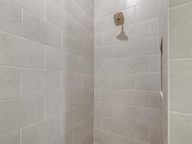 9401 Far Hills Court, Arcadia, OK 73007