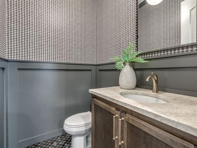 9401 Far Hills Court, Arcadia, OK 73007