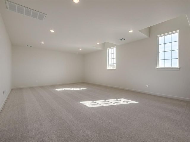 9401 Far Hills Court, Arcadia, OK 73007