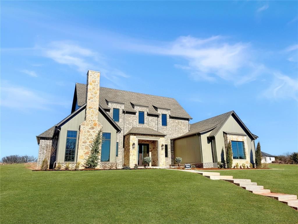 9401 Far Hills Court, Edmond, OK 73034