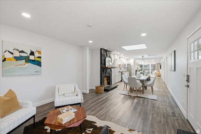 5988 S MONTE CARLO DR, Murray, UT 84121