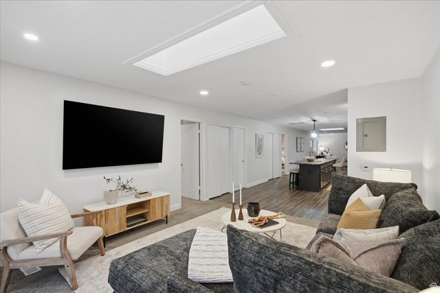 5988 S MONTE CARLO DR, Murray, UT 84121