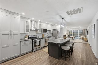 5988 S MONTE CARLO DR, Murray, UT 84121