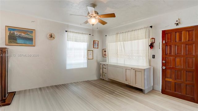 15700 NE 15th Pl, North Miami Beach, FL 33162