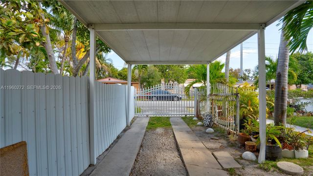 15700 NE 15th Pl, North Miami Beach, FL 33162