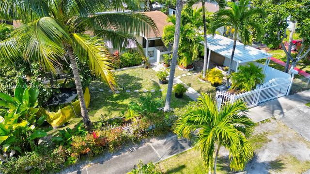 15700 NE 15th Pl, North Miami Beach, FL 33162