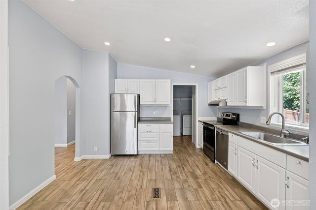 3355 SE Arcadia Road, Shelton, WA 98584