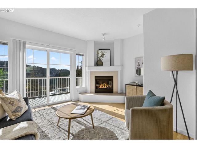 15320 Sw WARBLER Way 104, Beaverton, OR 97007