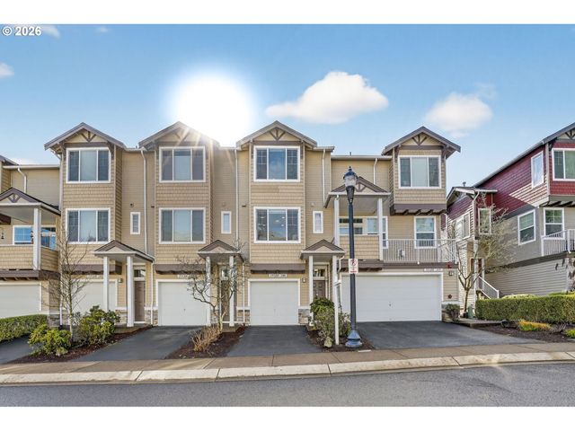 15320 Sw WARBLER Way 104, Beaverton, OR 97007