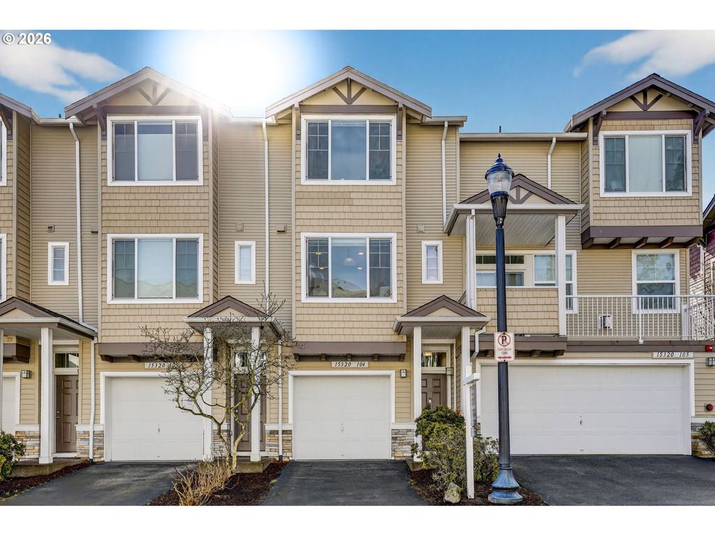 15320 Sw WARBLER Way 104, Beaverton, OR 97007
