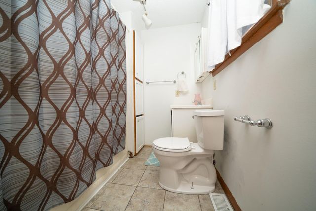 53300 Rosewood Road, New Carlisle, IN 46552