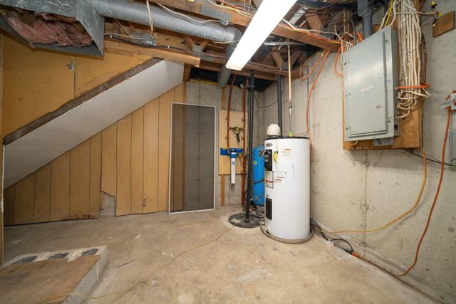 53300 Rosewood Road, New Carlisle, IN 46552