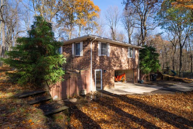 53300 Rosewood Road, New Carlisle, IN 46552