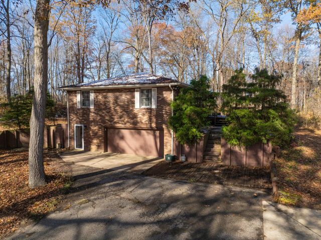 53300 Rosewood Road, New Carlisle, IN 46552