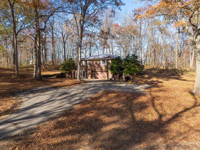 53300 Rosewood Road, New Carlisle, IN 46552