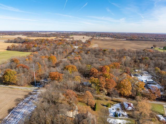 53300 Rosewood Road, New Carlisle, IN 46552