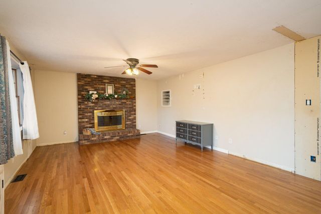 53300 Rosewood Road, New Carlisle, IN 46552