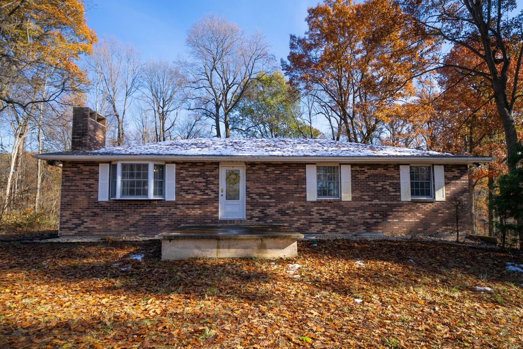 53300 Rosewood Road, New Carlisle, IN 46552